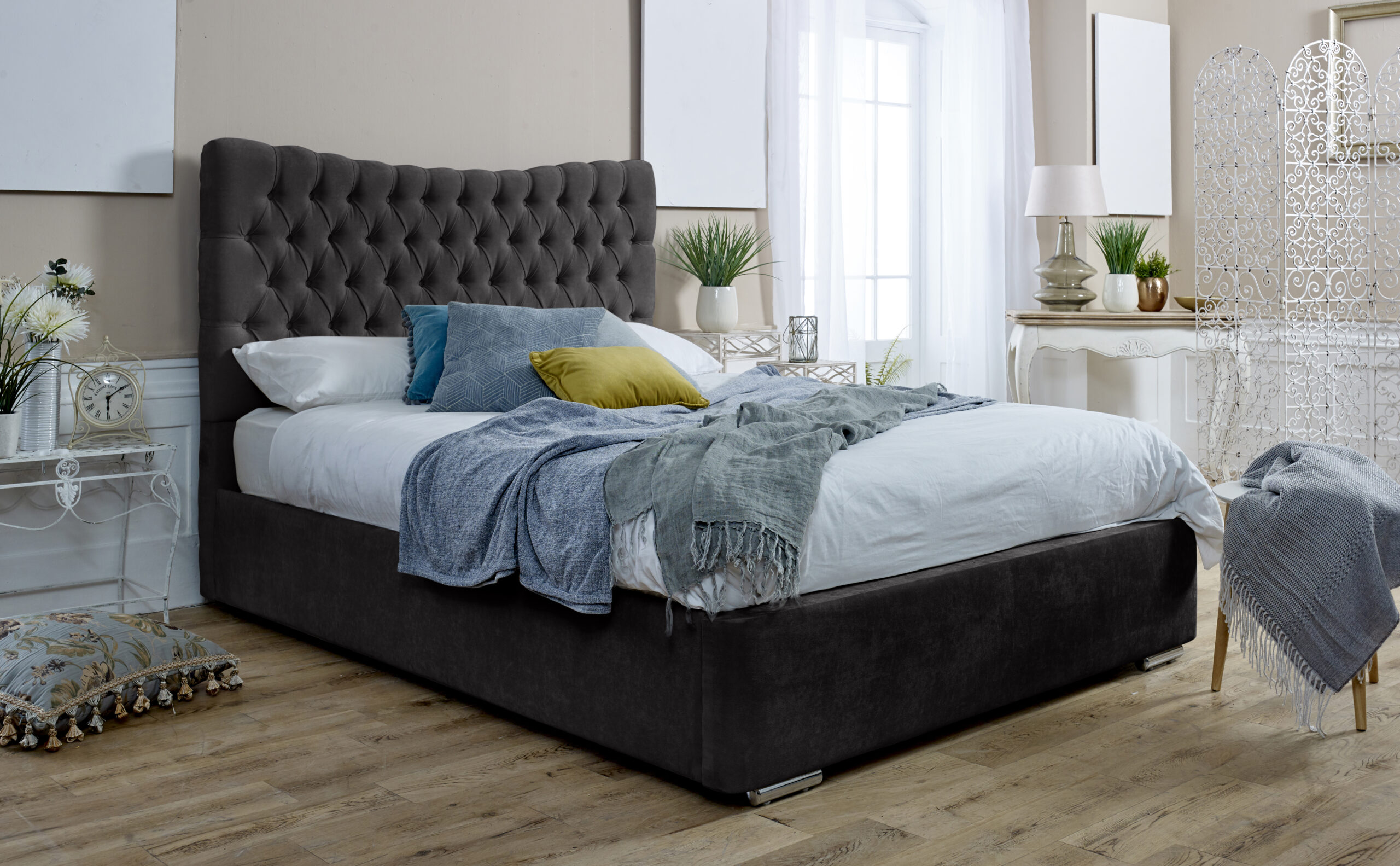 Magenta-Ottoman-Bed-Frame-Black.jpg